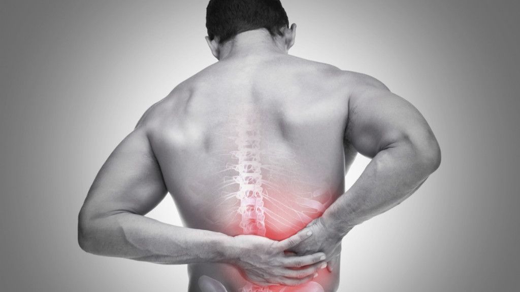 Гострий біль у спині: причини, що робити?